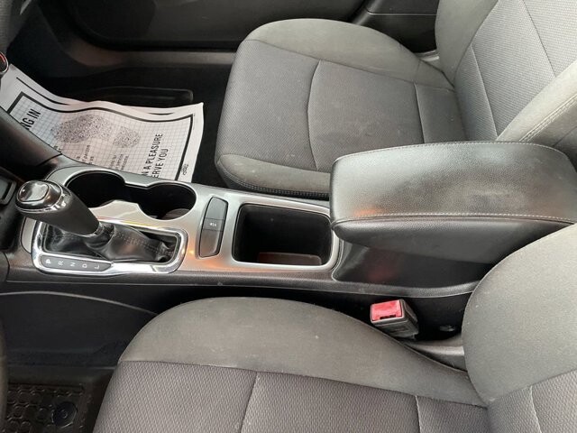 2017 Chevrolet Cruze in Marysville, OH 43040 - 18145209 14
