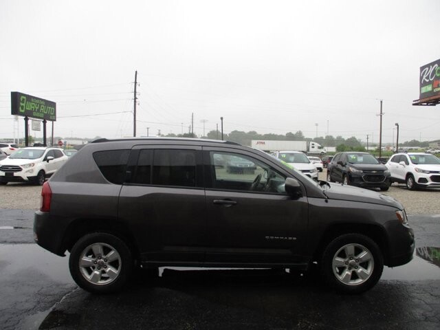 2017 Jeep Compass in Oak Grove, MO 64075 - 18145215 4