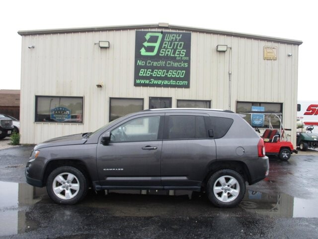 2017 Jeep Compass in Oak Grove, MO 64075 - 18145215 8
