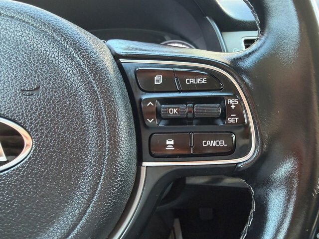 2019 Kia Niro in Knoxville, TN 37920 - 18145216 20