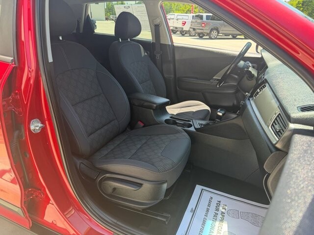 2019 Kia Niro in Knoxville, TN 37920 - 18145216 16