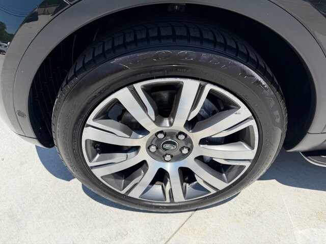 2019 Land Rover Discovery in Knoxville, TN 37920 - 18145217 30