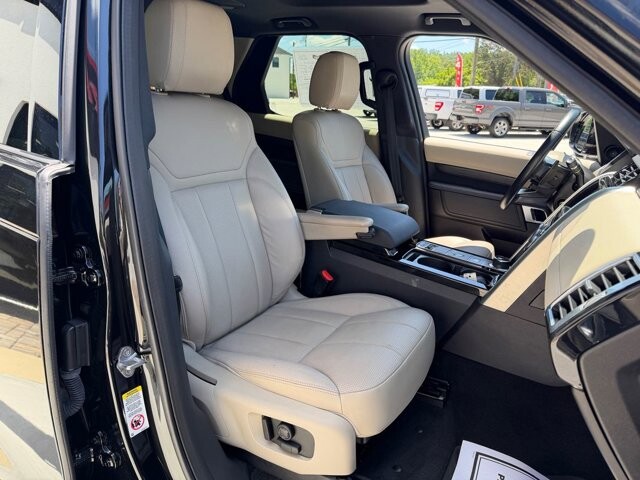 2019 Land Rover Discovery in Knoxville, TN 37920 - 18145217 17