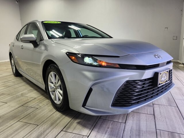 2025 Toyota Camry in Cinnaminson, NJ 08077 - 18145218 7