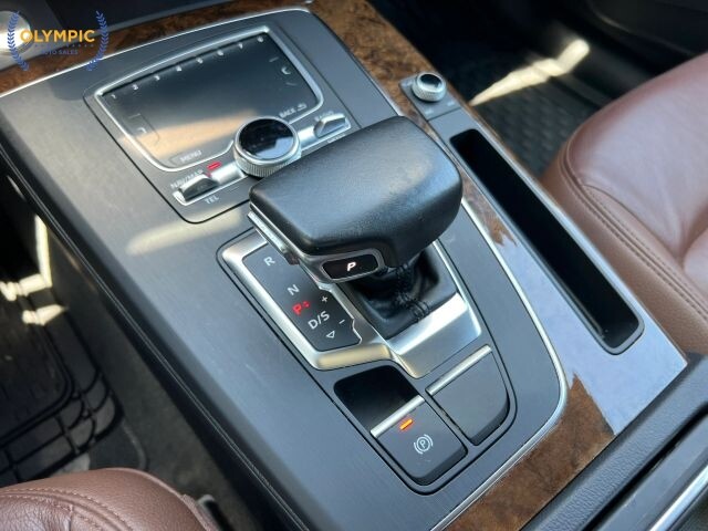2018 Audi Q5 in Decatur, GA 30032 - 18145223 36