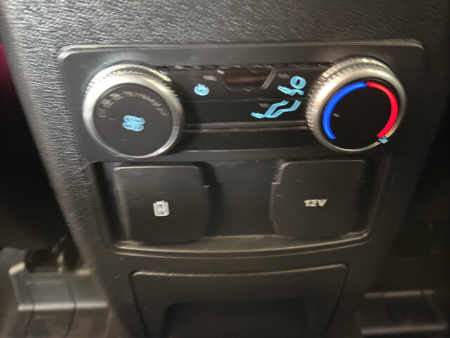 2022 Ford Explorer in Burlington, WI 53105 - 18145227 12