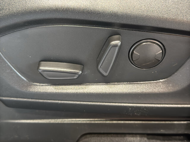 2022 Ford Explorer in Burlington, WI 53105 - 18145227 15