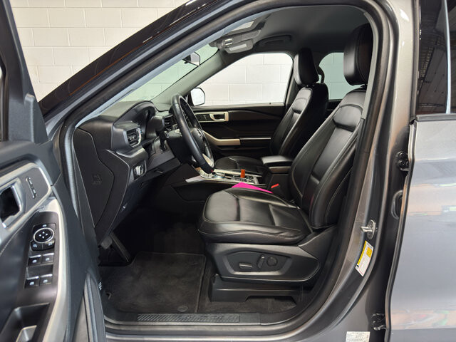 2022 Ford Explorer in Burlington, WI 53105 - 18145227 14