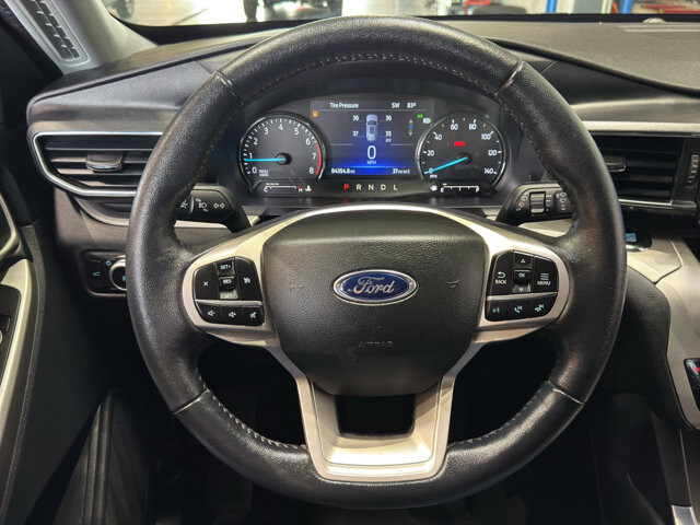 2022 Ford Explorer in Burlington, WI 53105 - 18145227 22