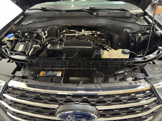 2022 Ford Explorer in Burlington, WI 53105 - 18145227 35