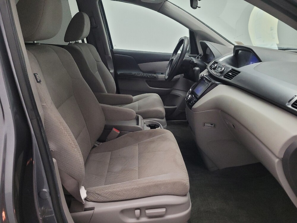 2014 Honda Odyssey in Fresno, CA 93726 - 18145238 21