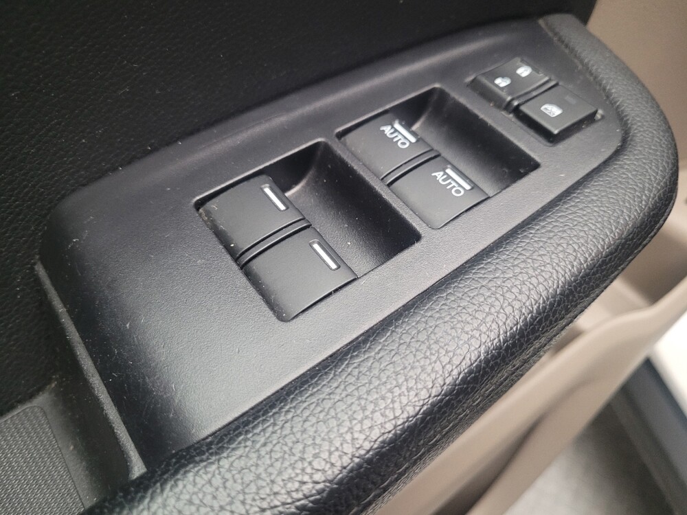 2018 Honda Pilot in Sacramento, CA 95821 - 18145246 27