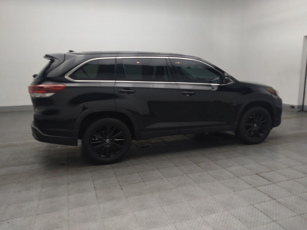 2019 Toyota Highlander in Duluth, GA 30096 - 18145250 10