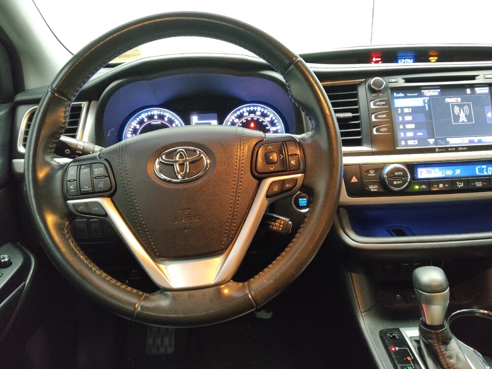 2019 Toyota Highlander in Duluth, GA 30096 - 18145250 22