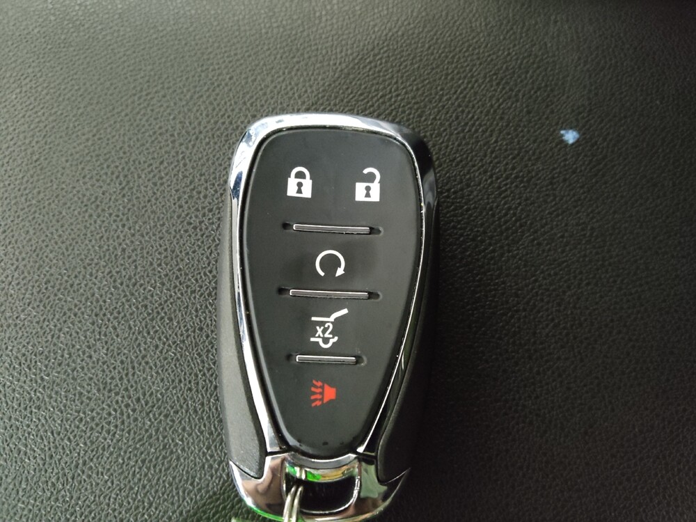 2020 Chevrolet Equinox in Chattanooga, TN 37421 - 18145262 32