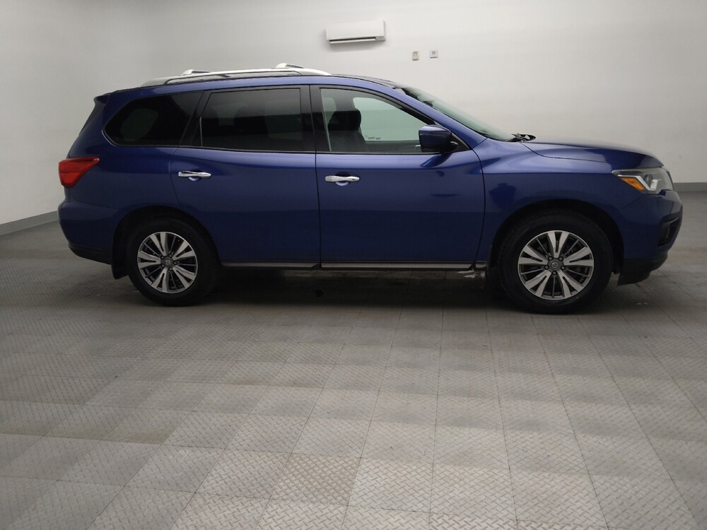 2020 Nissan Pathfinder in Fort Worth, TX 76116 - 18145285 11