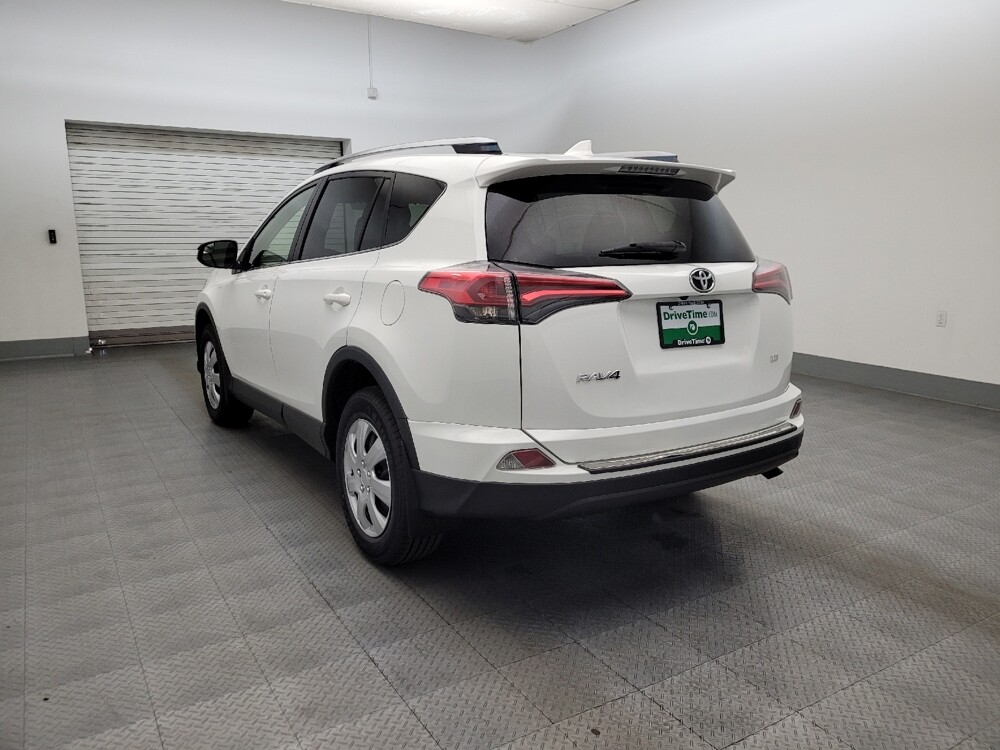 2018 Toyota RAV4 in Tucson, AZ 85705 - 18145288 5