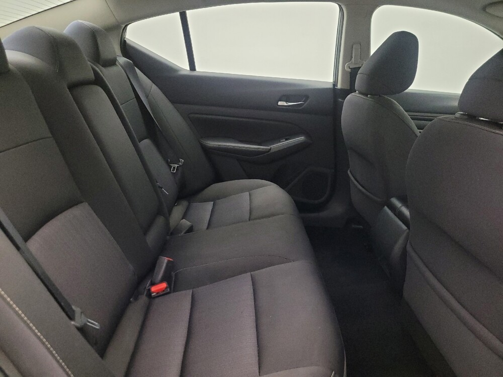 2019 Nissan Altima in Chandler, AZ 85225 - 18145289 19