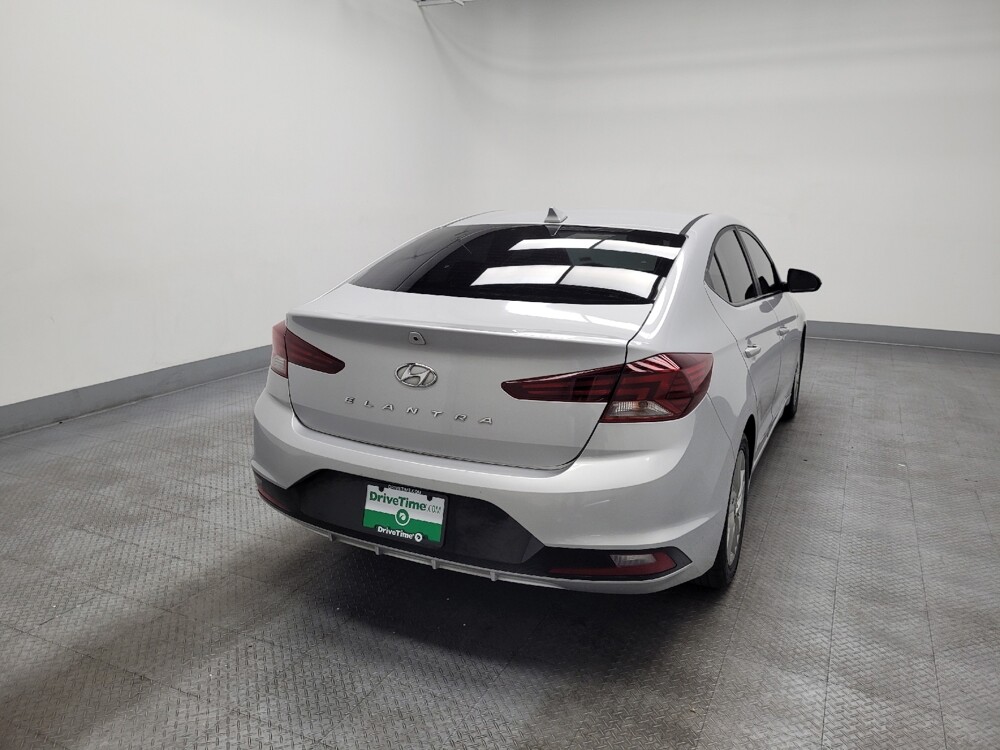 2019 Hyundai Elantra in Las Vegas, NV 89102 - 18145311 7