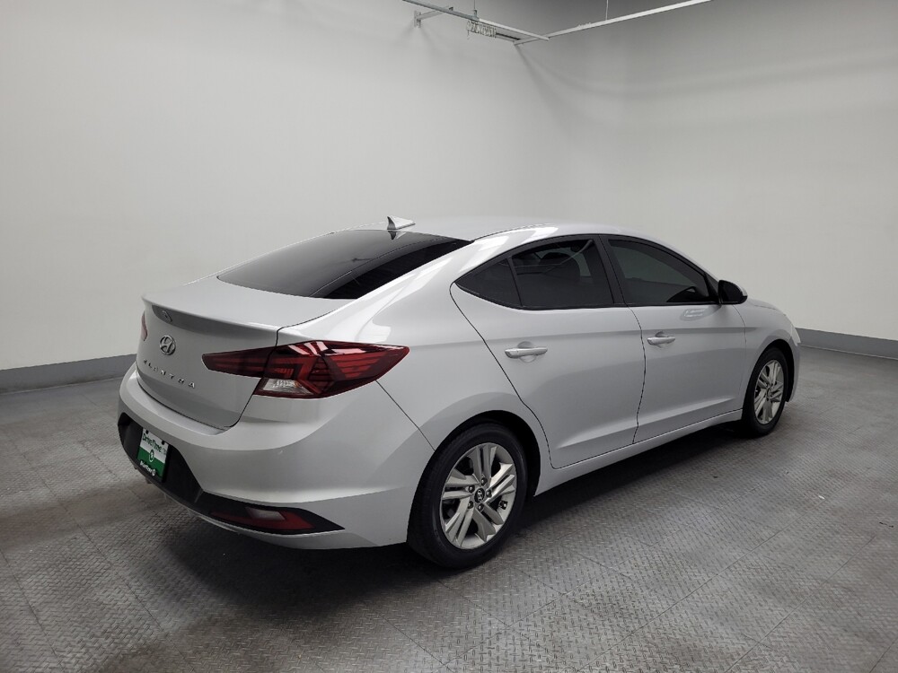 2019 Hyundai Elantra in Las Vegas, NV 89102 - 18145311 10