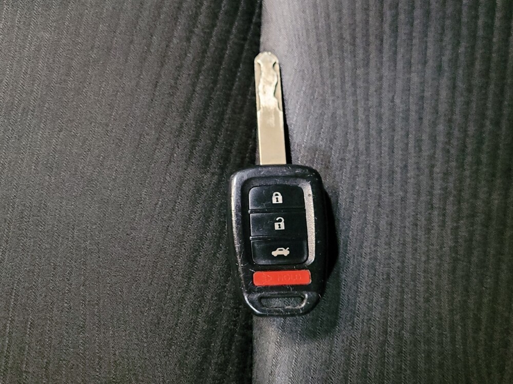 2016 Honda Accord in Ocala, FL 34471 - 18145321 32