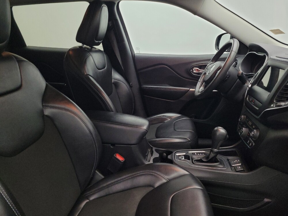 2020 Jeep Cherokee in Miami, FL 33157 - 18145325 21