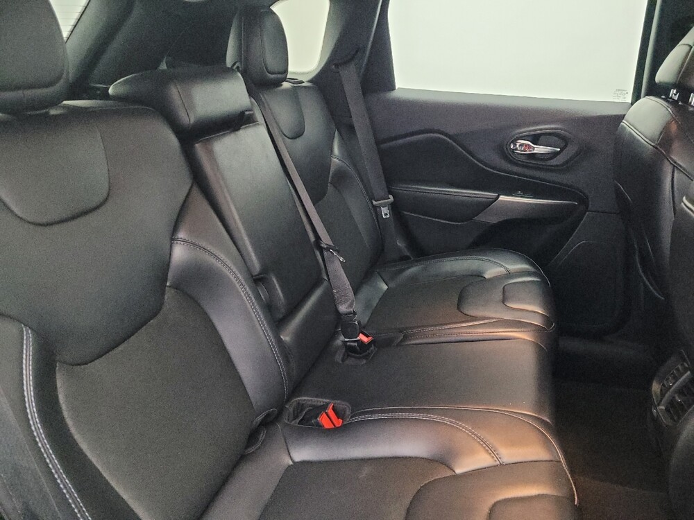 2020 Jeep Cherokee in Miami, FL 33157 - 18145325 19