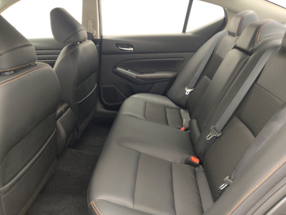 2020 Nissan Altima in Hialeah, FL 33014 - 18145341 18