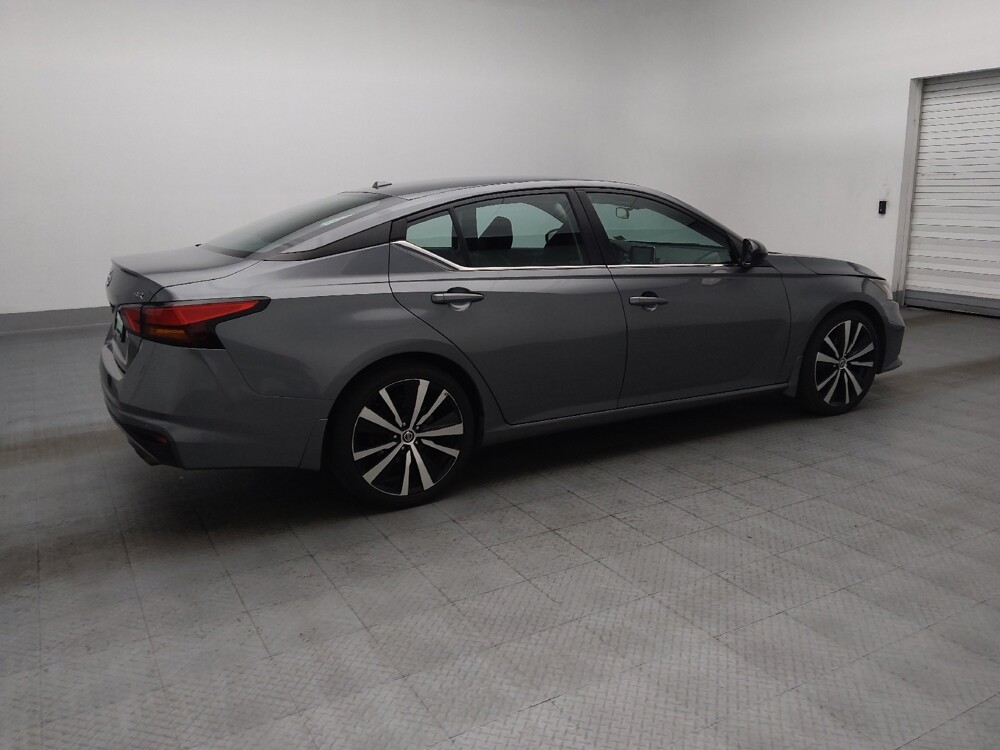 2020 Nissan Altima in Hialeah, FL 33014 - 18145341 10