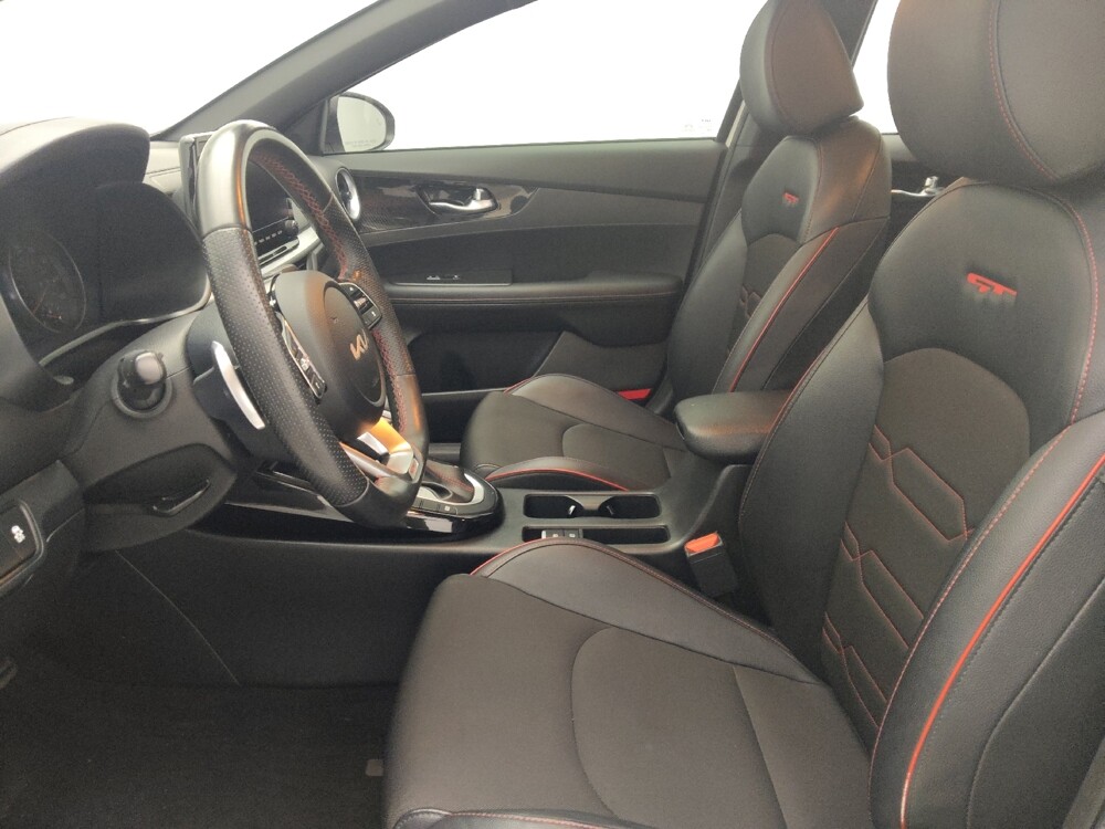 2023 Kia Forte in Miami, FL 33157 - 18145342 17
