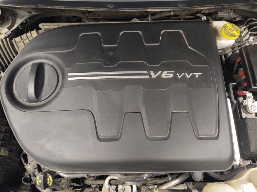 2021 Jeep Cherokee in Glendale, AZ 85301 - 18145358 30