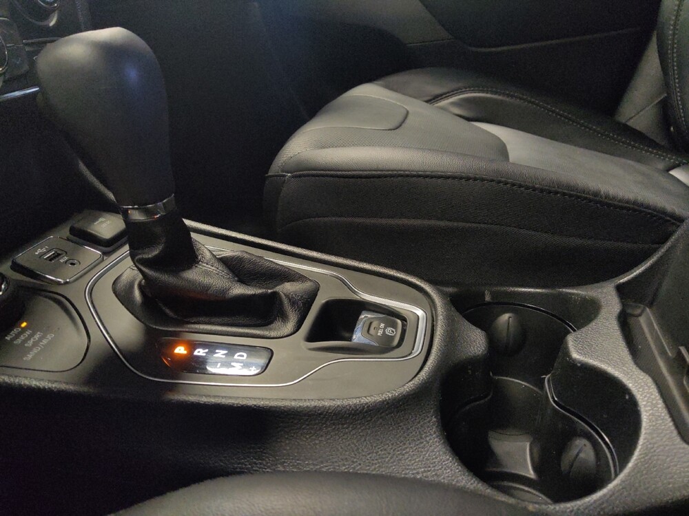 2021 Jeep Cherokee in Glendale, AZ 85301 - 18145358 26