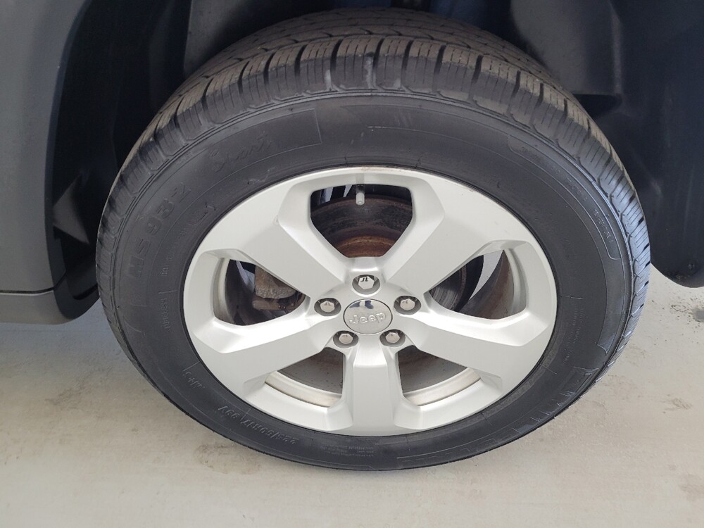 2018 Jeep Compass in Maple Heights, OH 44137 - 18145359 31