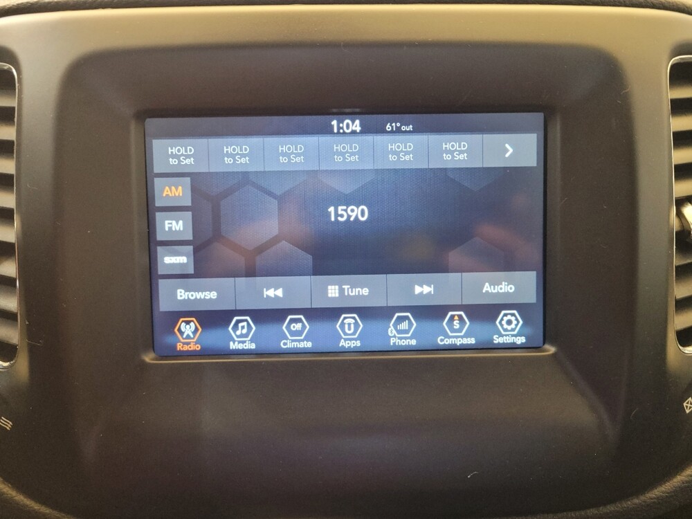2018 Jeep Compass in Maple Heights, OH 44137 - 18145359 25