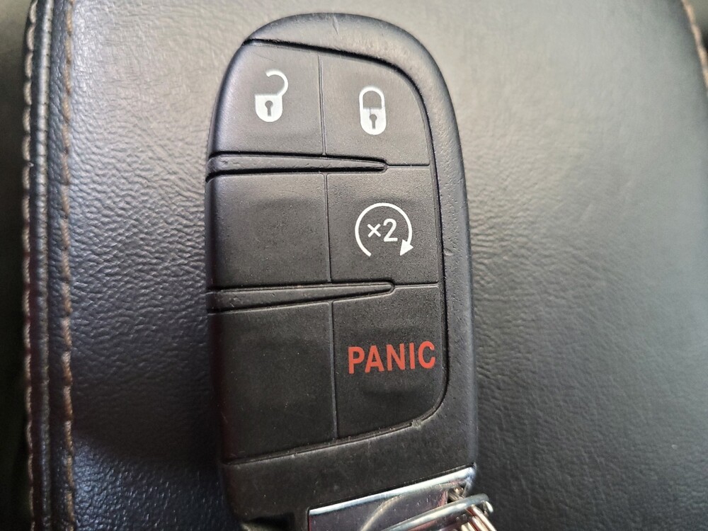 2018 Jeep Compass in Maple Heights, OH 44137 - 18145359 32