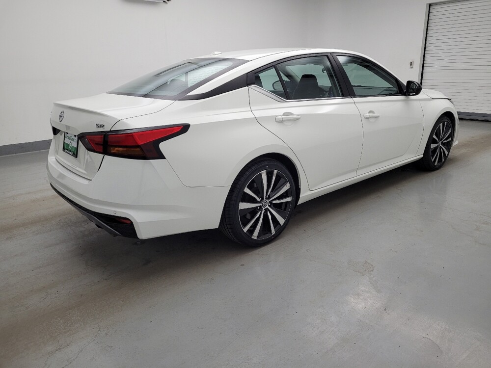 2022 Nissan Altima in Miamisburg, OH 45342 - 18145365 10