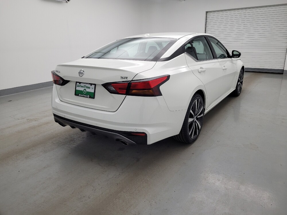 2022 Nissan Altima in Miamisburg, OH 45342 - 18145365 9