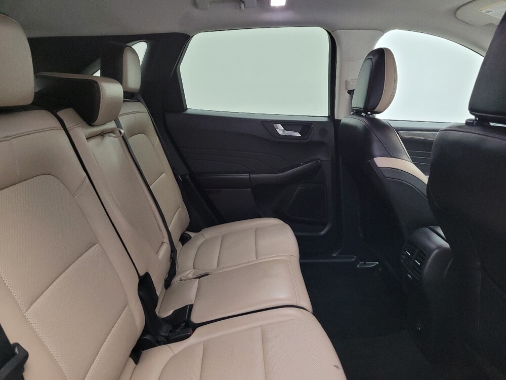 2021 Ford Escape in Maple Heights, OH 44137 - 18145366 19