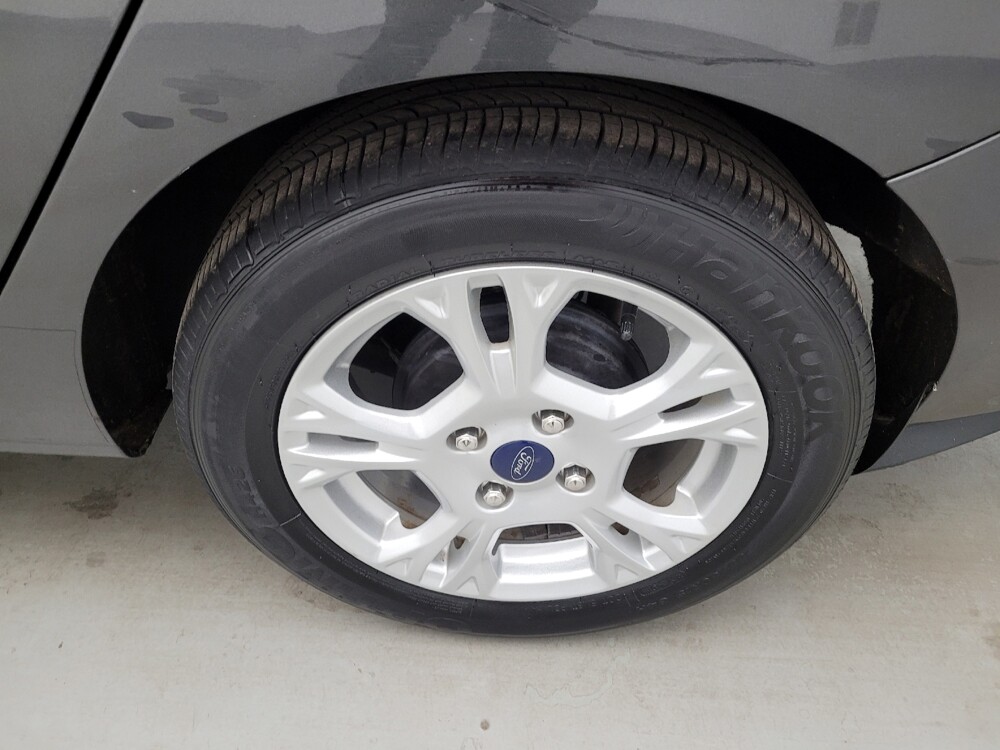 2016 Ford Fiesta in Maple Heights, OH 44137 - 18145369 31