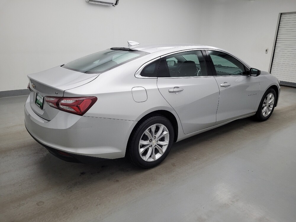 2020 Chevrolet Malibu in Miamisburg, OH 45342 - 18145370 10