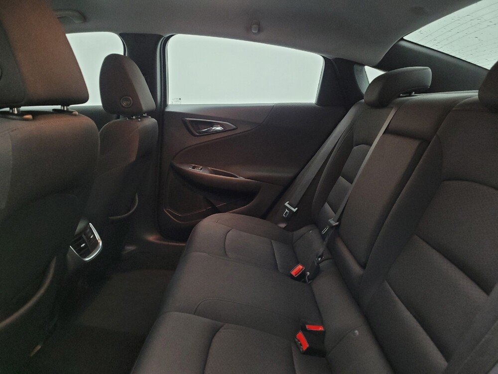 2020 Chevrolet Malibu in Miamisburg, OH 45342 - 18145370 18