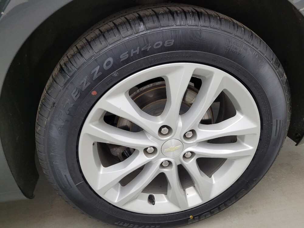 2016 Chevrolet Malibu in Maple Heights, OH 44137 - 18145376 31