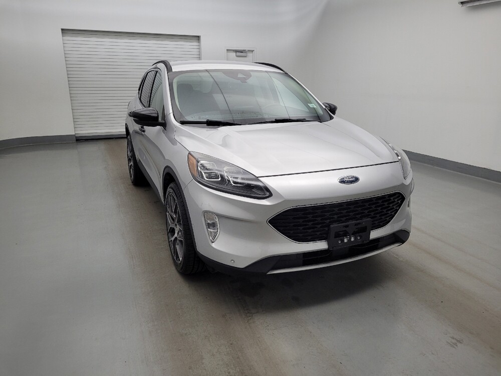 2020 Ford Escape in Miamisburg, OH 45342 - 18145379 14