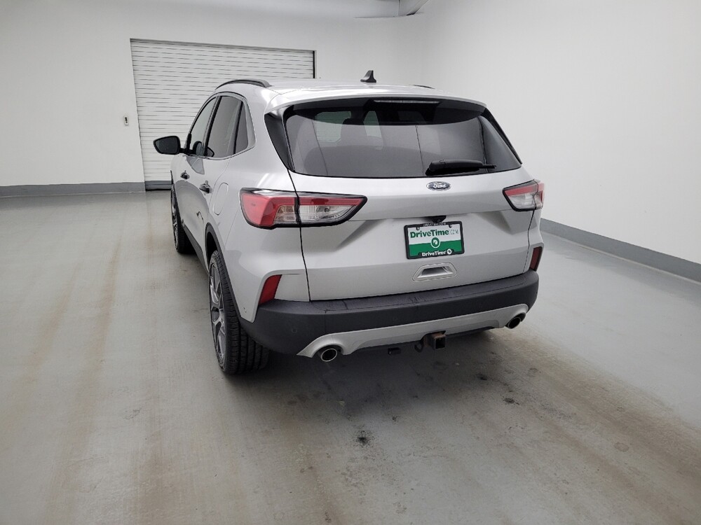 2020 Ford Escape in Miamisburg, OH 45342 - 18145379 6