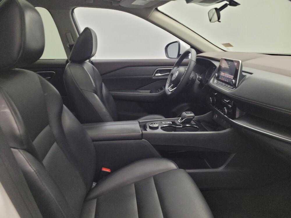 2021 Nissan Rogue in Maple Heights, OH 44137 - 18145381 21