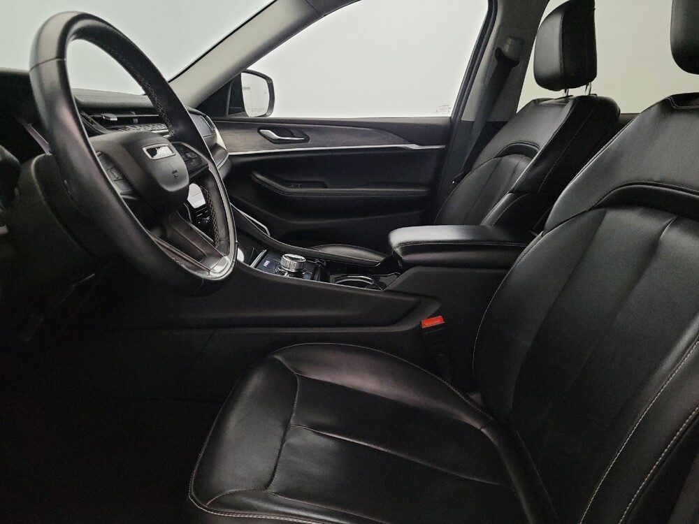 2021 Jeep Grand Cherokee L in Pittsburgh, PA 15236 - 18145390 17