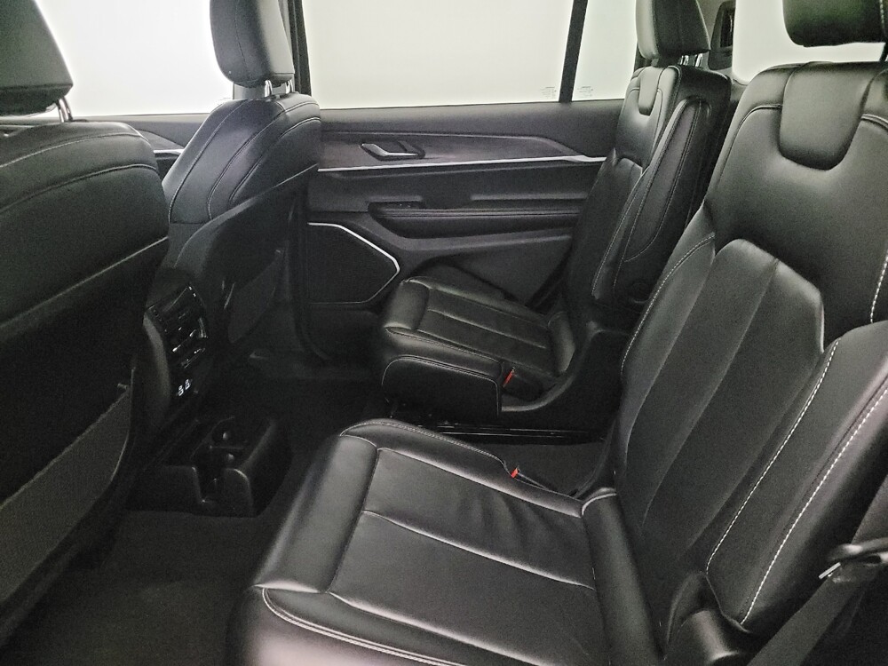 2021 Jeep Grand Cherokee L in Pittsburgh, PA 15236 - 18145390 18
