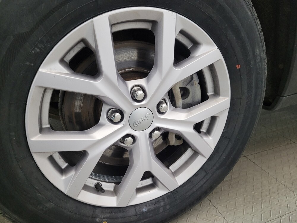 2021 Jeep Grand Cherokee L in Pittsburgh, PA 15236 - 18145390 31