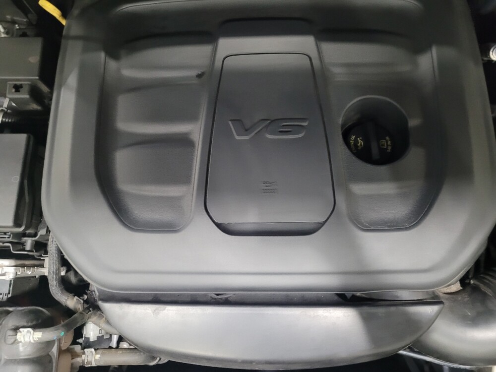 2019 Jeep Grand Cherokee in Pittsburgh, PA 15236 - 18145401 30