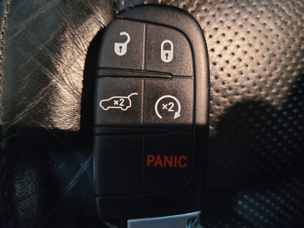 2019 Jeep Grand Cherokee in Pittsburgh, PA 15236 - 18145401 32